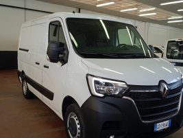 renault_master_13_1200x904